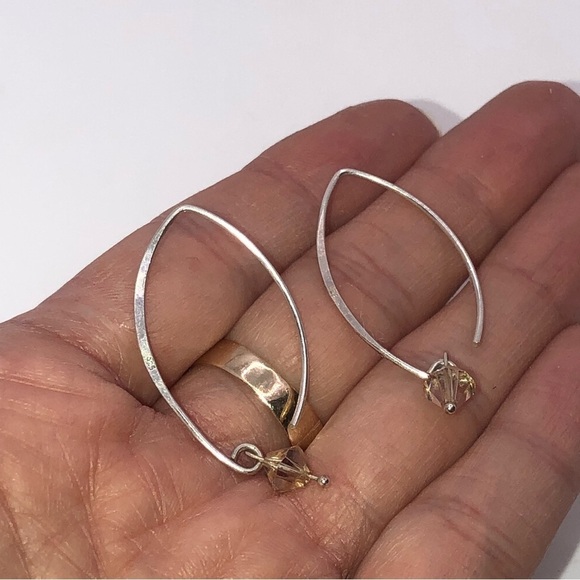 Sterling Curved Wire Post Champagne Coloured Crystal Droo Earrings 1.6” - Picture 4 of 5